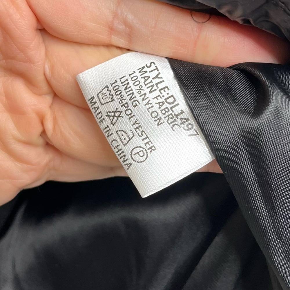 By Dyln Morris Puffer Jacket Cropped Slouchy Baggy Relaxed Fit in Black Medium - Picture 9 of 12